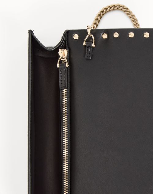 Valentino Garavani - Rockstud Wallet With Chain In Grainy Calfskin - Black - Woman - Wallets And Small Leather Goods